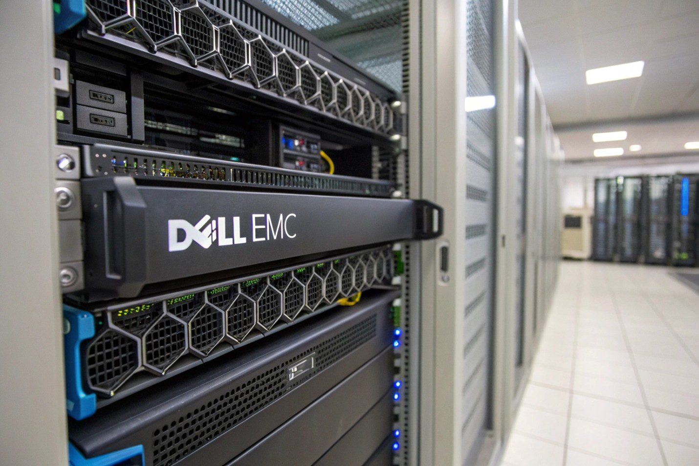 خرید استوریج dell-emc