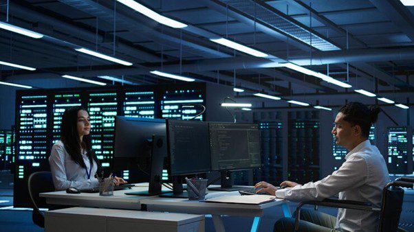 بررسی تفاوت UEFI و Legacy BIOS در سرورهای HP