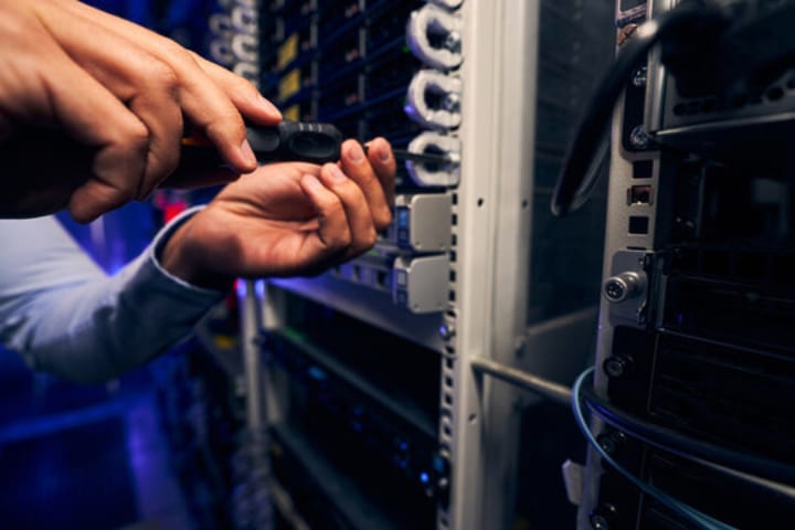 نشانه‌ هایی که می‌گویند سرور انتخابی شما به زودی پاسخگو نیست